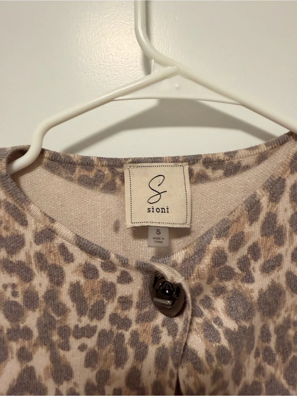 Sioni Leopard Print Crewneck Clasp Cardigan - Taupe
